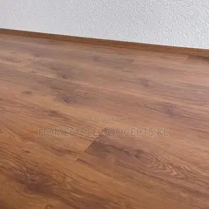 Water Resistant and Scratch Free Floor Laminate Board Instal