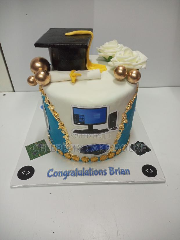 Graduation Cake - main view