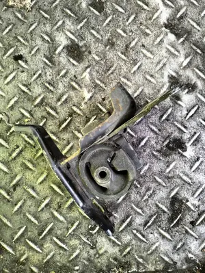 Gear Box Mounting for Ractis Probox New Model Etc
