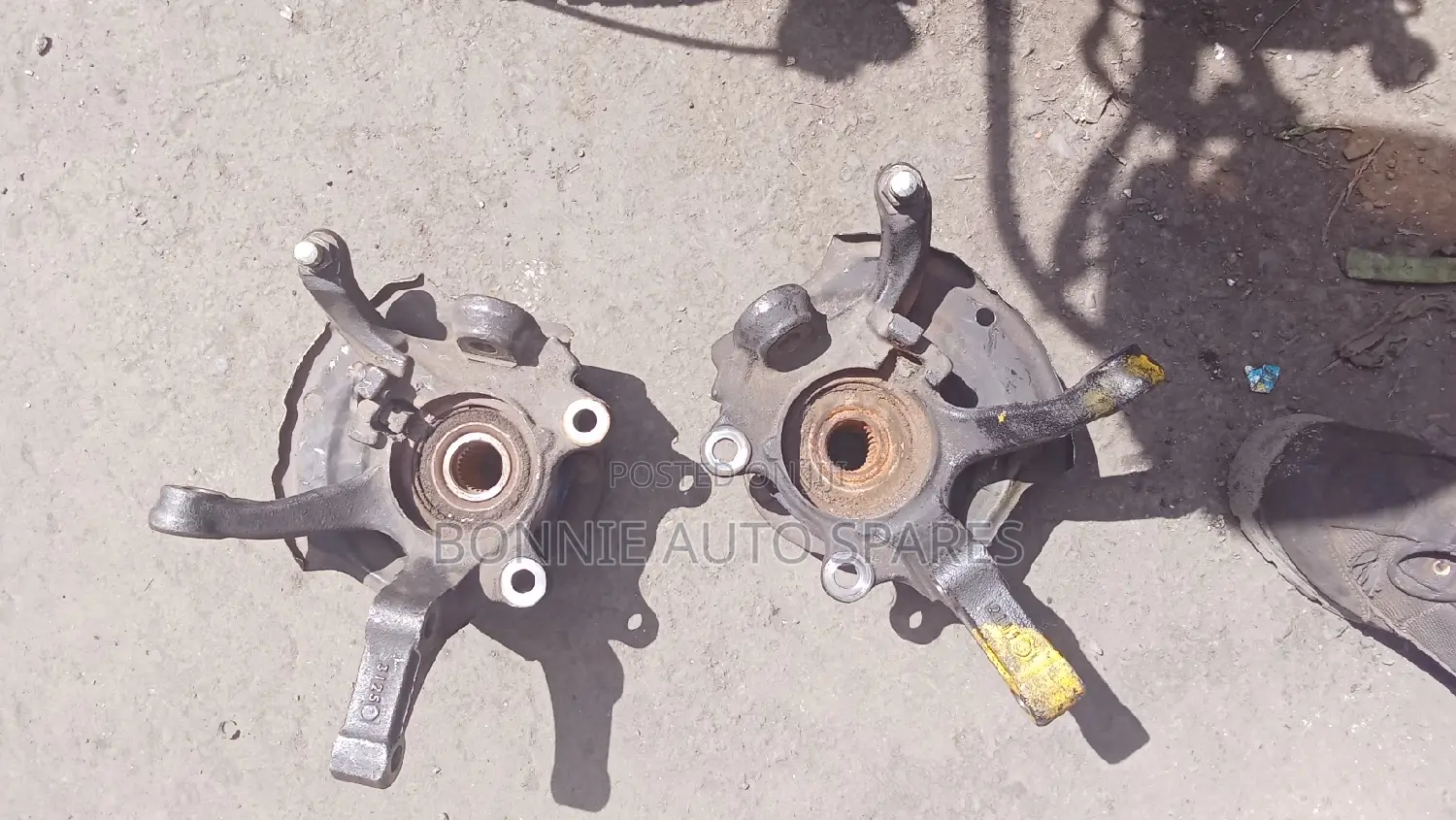 X-Trail NT30 Front Hub