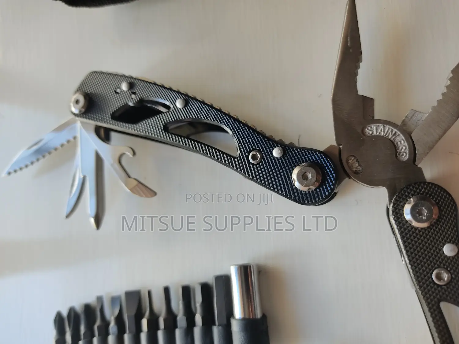 Gerber Stainless Steel Camping Tool Set With a Case