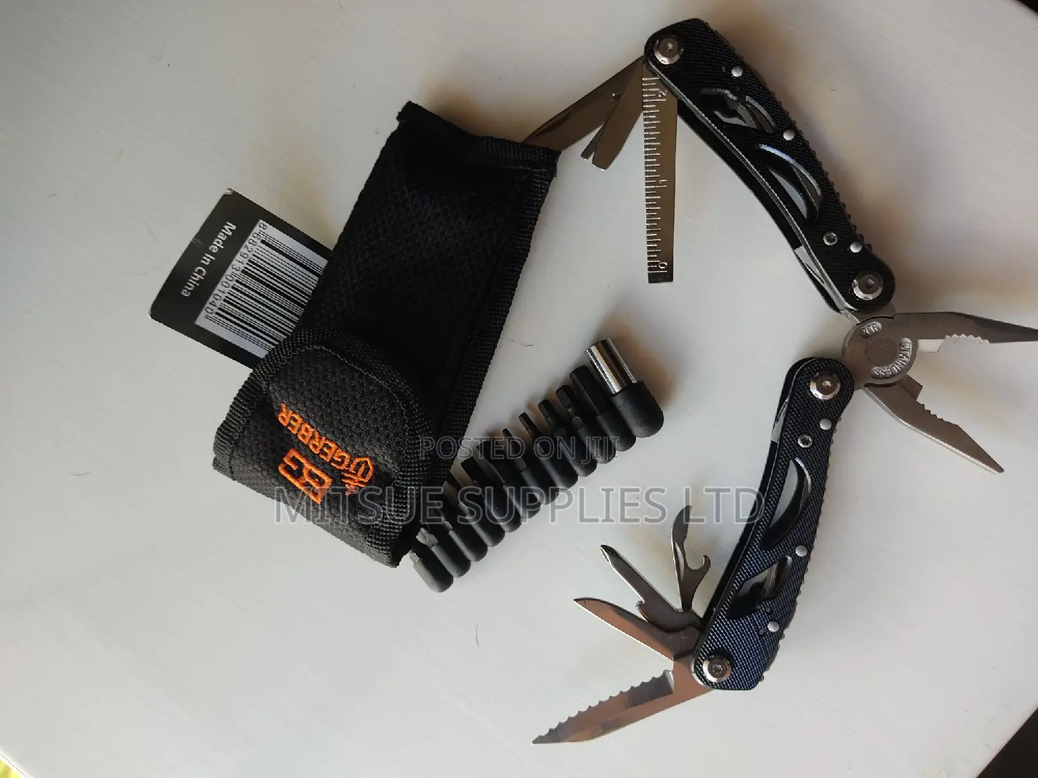 Gerber Stainless Steel Camping Tool Set With a Case