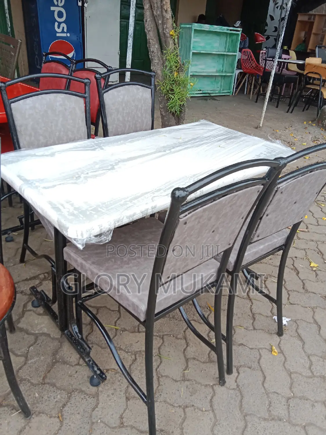 Restaurants Chairs and Table