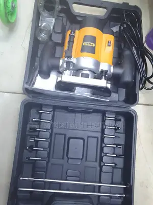 Router Machine (Dera)