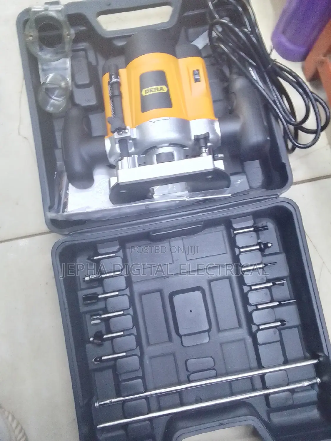 Wood Router With Bits