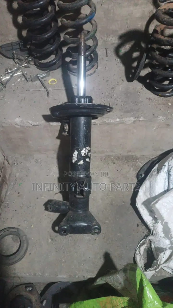 Mercedes Benz W204 Front Shock Senor