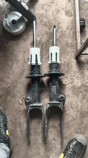Vw Touareg 7p Front Shock