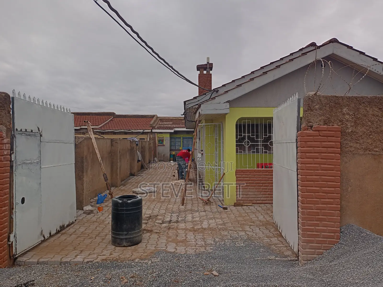 3bdrm Bungalow in Kapsoya for sale