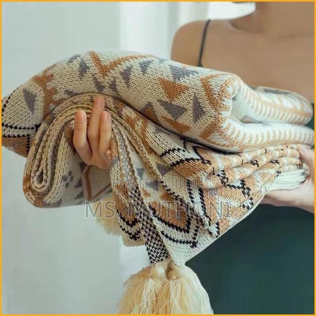 *Nordic Bohemian Knitted Throw Blankets With Tassels - thumbnail 2