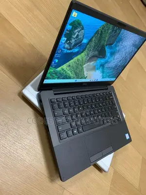 Laptop Dell Latitude 7300 16GB Intel Core I5 SSD 256GB