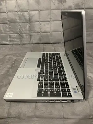 Laptop Dell Latitude 5310 16GB Intel Core I5 SSD 512GB
