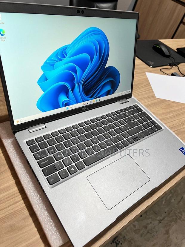 Laptop Dell Latitude E5520 16GB Intel Core I7 SSD 512GB - thumbnail 5