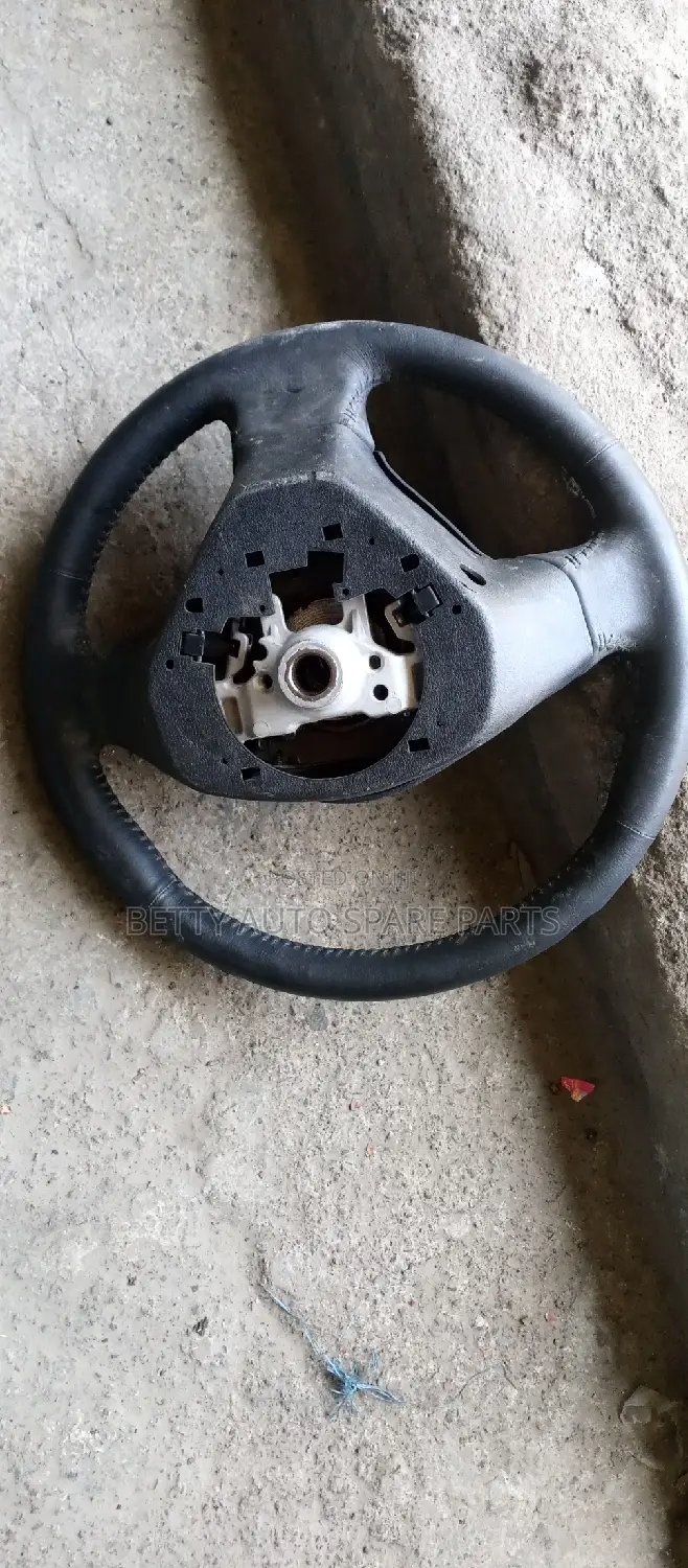 Subaru Impreza Sg5 Streering Wheel