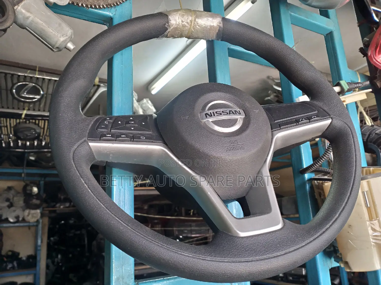 Nissan Note Streering Wheel