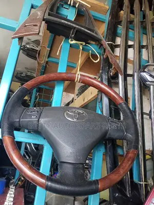 Toyota Harrier Steering Wheel and Air Bag