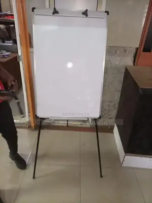 Heavy Duty Flipchart Stand 60cm Length by 90cm Height