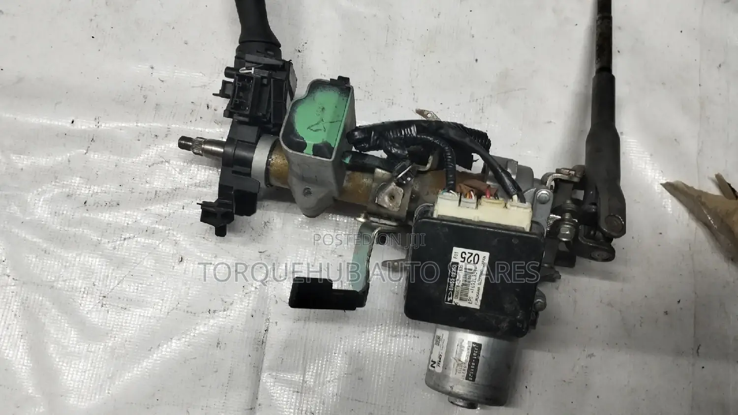 Diahtsu Mira Keyless Steering Column
