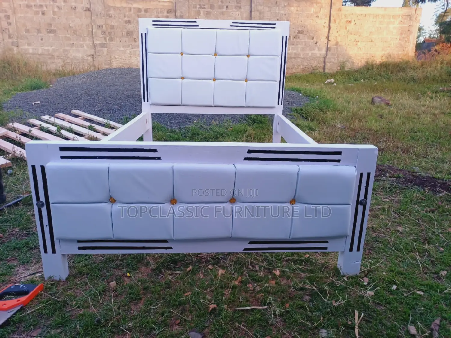 MODERN CHESTER MOCKET BEDS (All Colors and Designs)