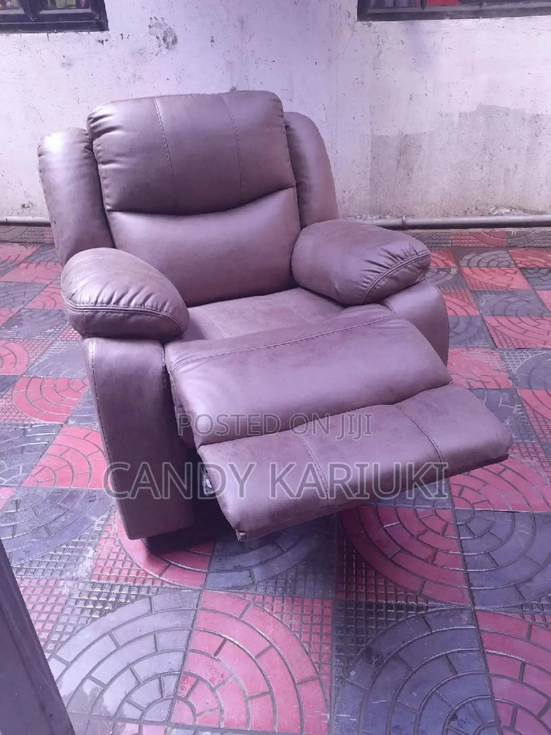 Brown Single Seater Recliner Sofa