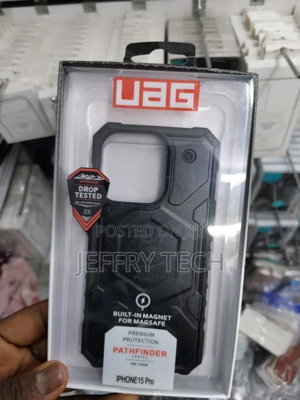 UAG Pathfinder Magsafe Clear Case - For iPhone 15 Pro