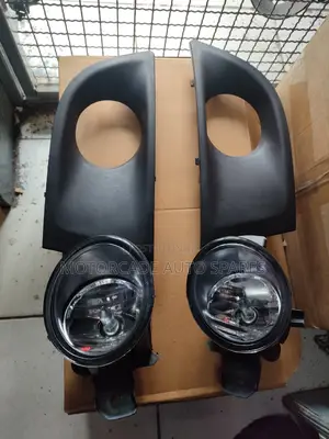 Nissan Bluebird Sliphy Fog Lights Complete Set