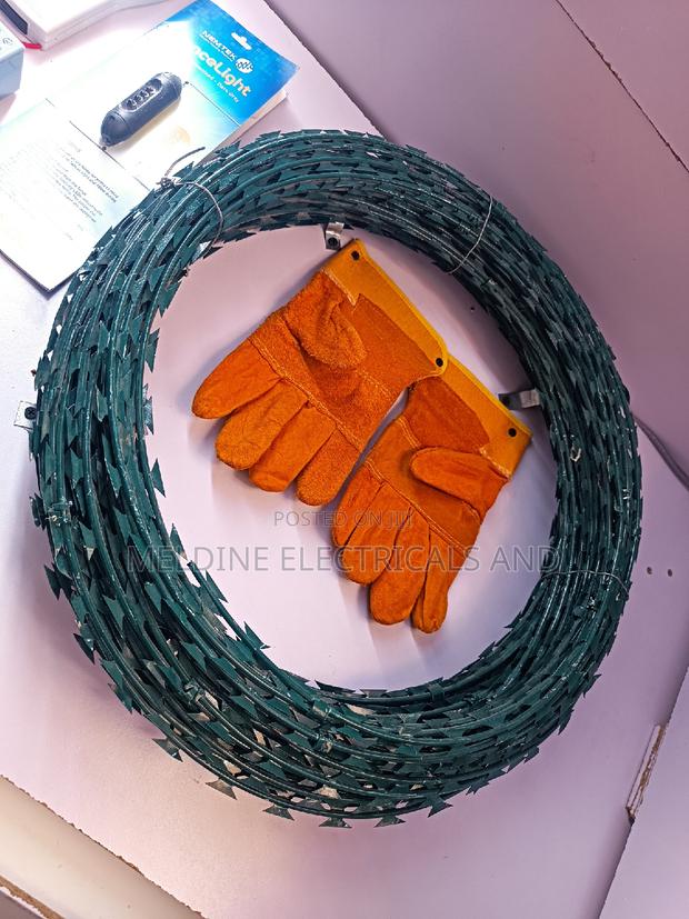 Fencing Materials - thumbnail 3