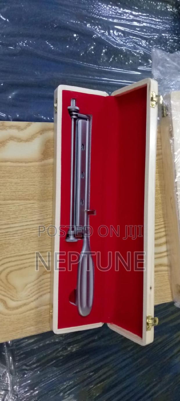 Skin Tranction Blade - main view