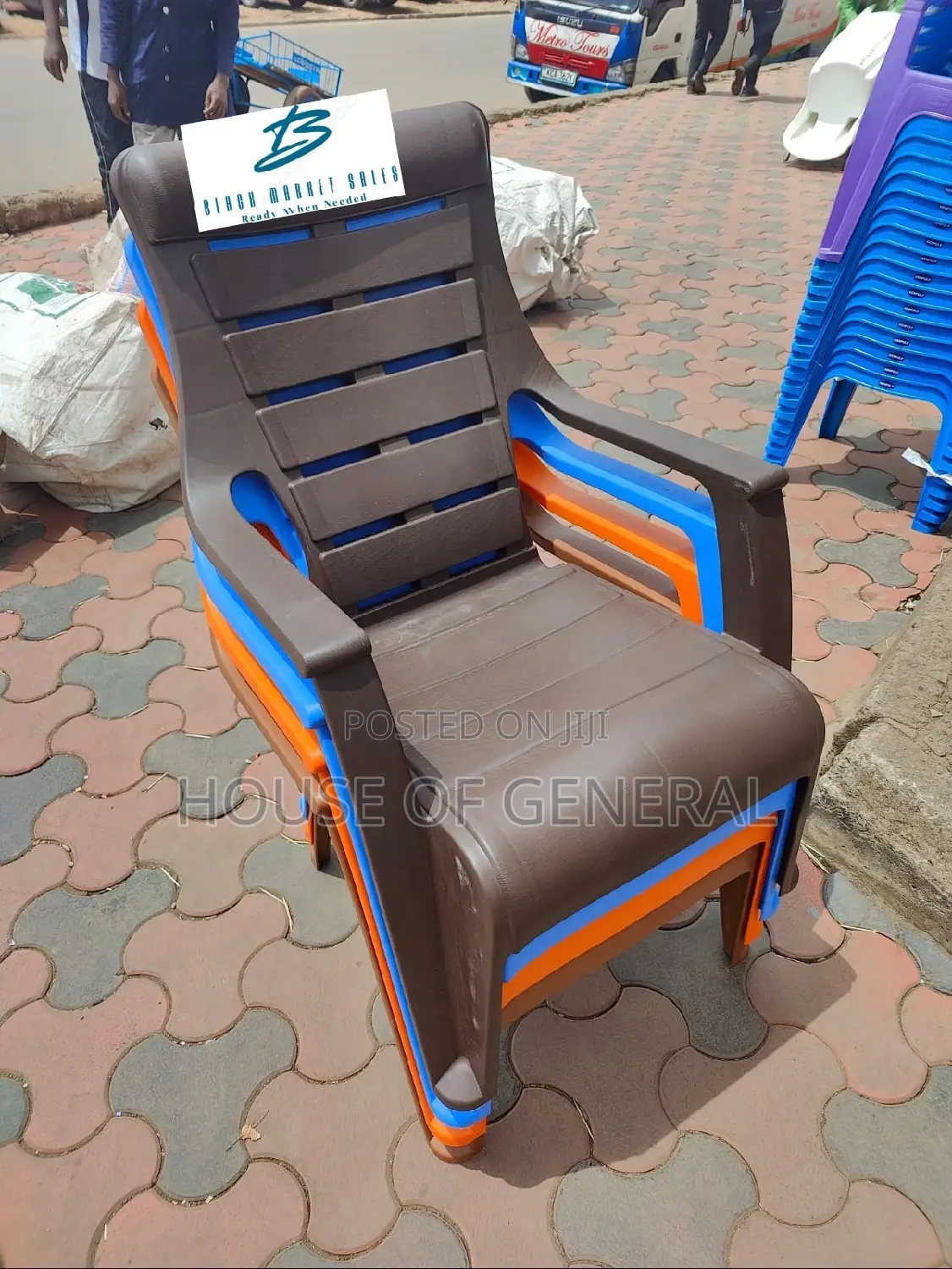Good Quality Relaxo Plastic Chairs