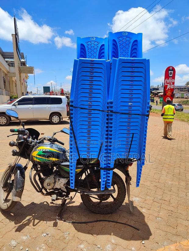 Good Quality Armless Kenpoly Plastic Chairs - main view