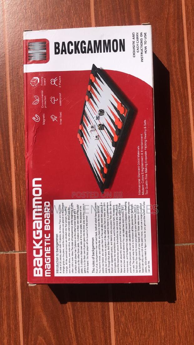 Magnetic Back Gammon Game - main view