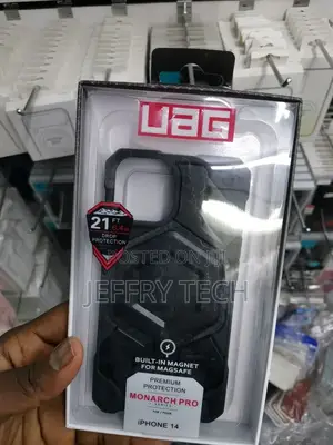 UAG - Monarch Pro + Magsafe for iPhone 14 - Black