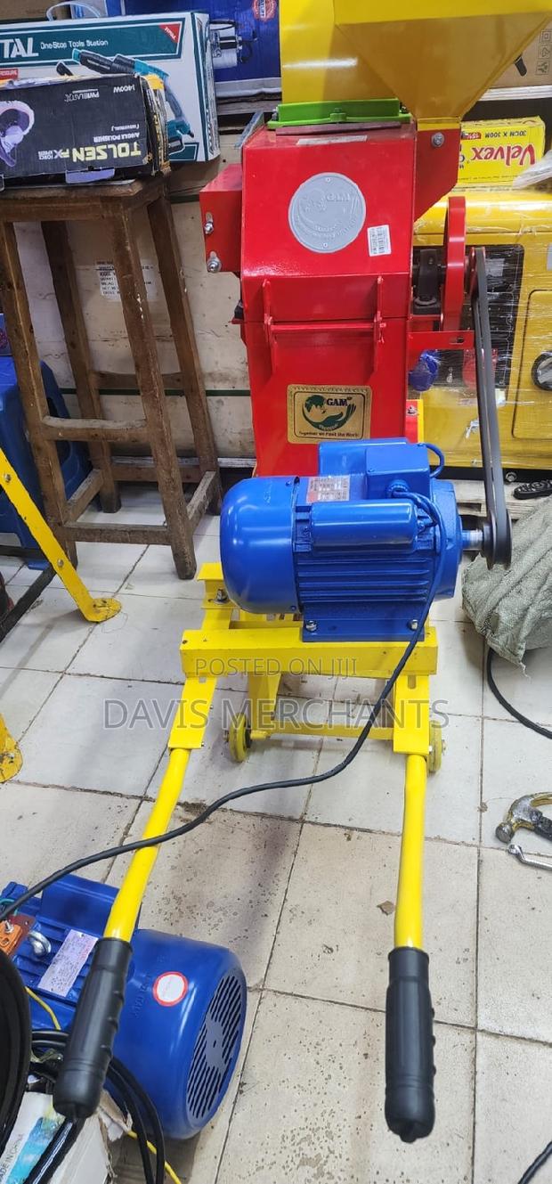 Chopper Machine With a Motor - main view