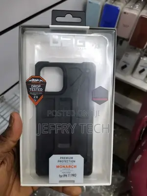 Urban Armor Gear (UAG) iPhone 11 PRO Monarch