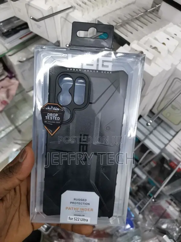 Samsung Galaxy S22 Ultra 5G UAG Pathfinder Case - Black