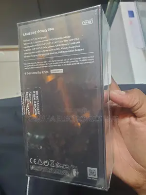 New Samsung Galaxy S10e 128 GB Blue