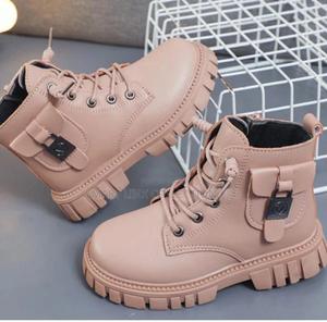 New Kids Boot - main view