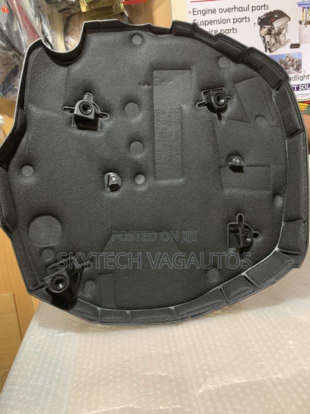 Audi Q5 Engine Cover - main view