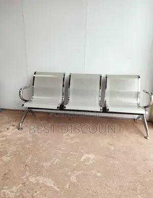 Linked Waiting Chairs