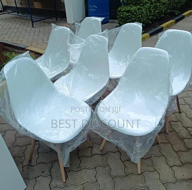 Aemes Chair Aemes Chair - main view