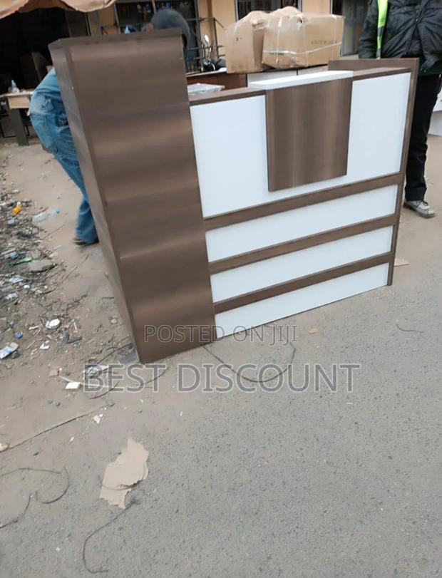 Receptionist Desk Receptionist Desk Receptionist Desk - main view