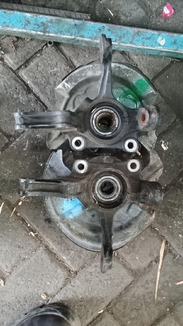 Daihatsu Mira Front Hub - thumbnail 2