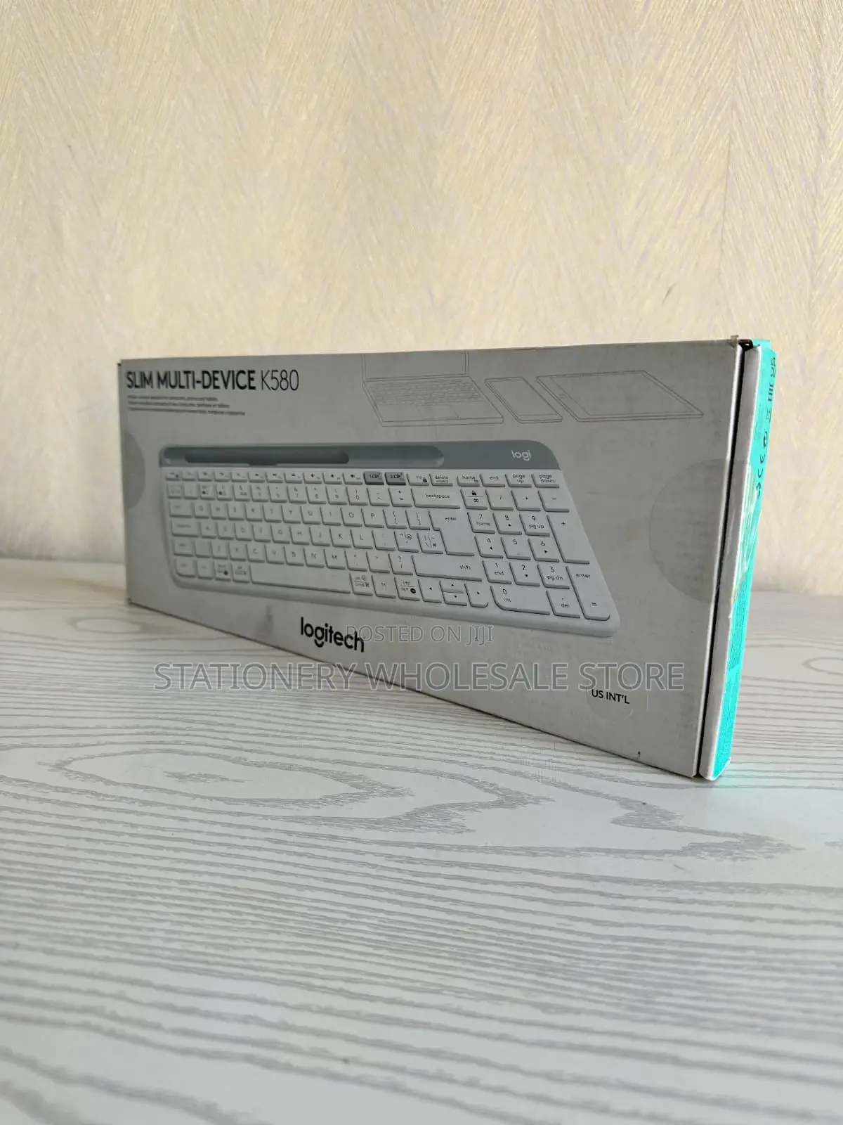 Logitech Slim Mult Device Keyboard