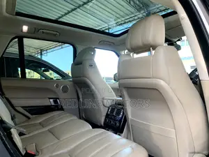 Land Rover Range Rover Vogue 2016 Gold