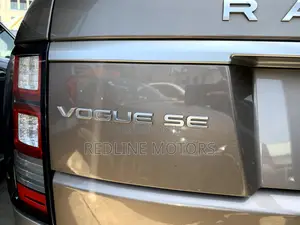 Land Rover Range Rover Vogue 2016 Gold