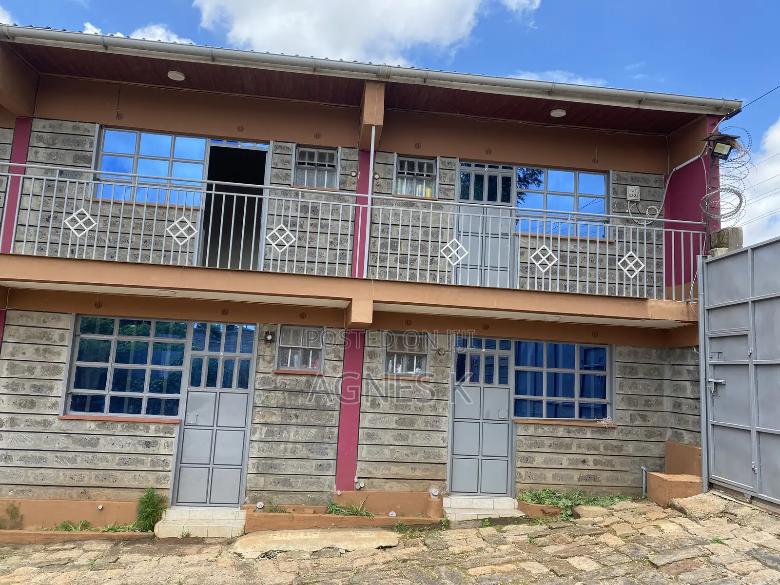 1bdrm Bedsitter in Kihumo, Regen for rent in Regen Houses