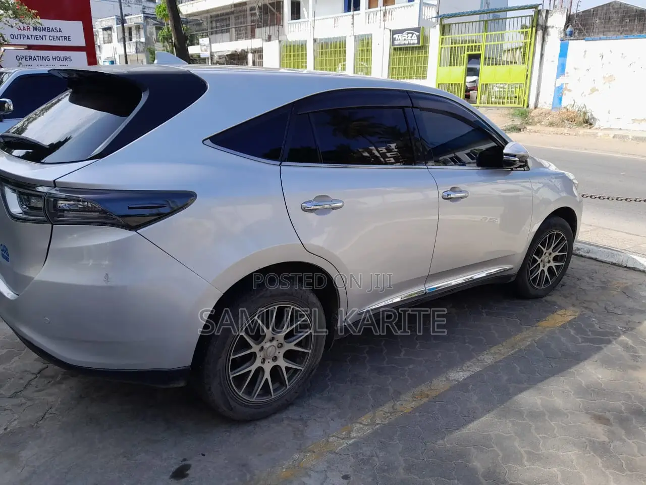 Toyota Harrier 2014 Silver