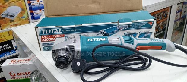 Total 2200w Angle Gringer