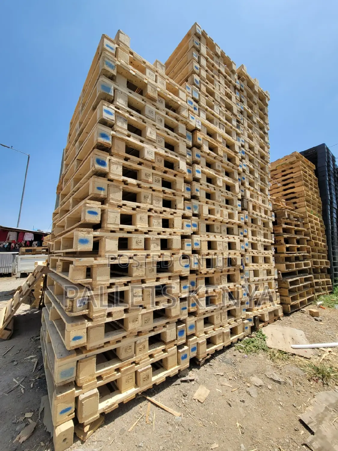 Wooden Pallets- Q204