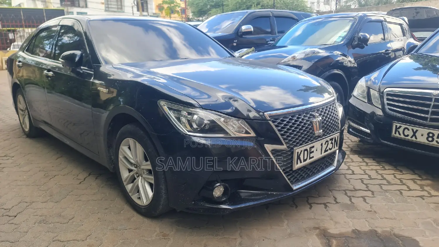 Toyota Crown 2014 Black