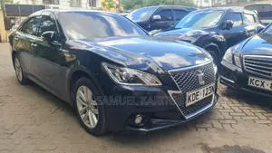 Toyota Crown 2014 Black